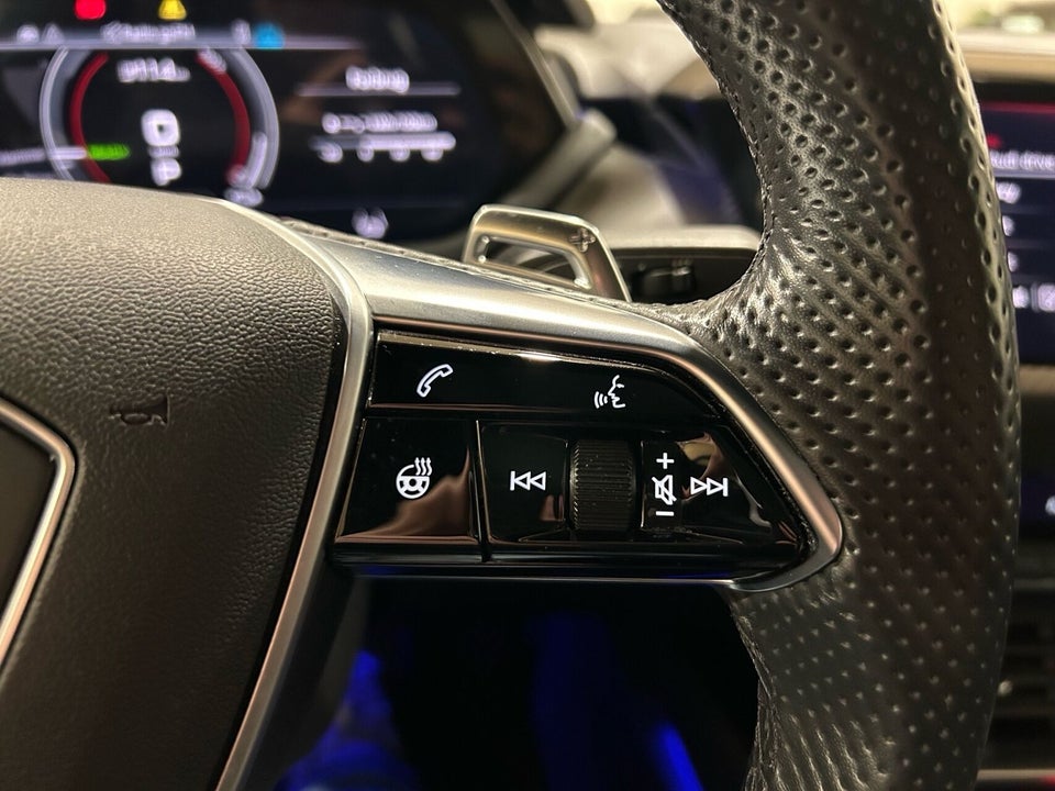 Audi e-tron GT quattro 4d