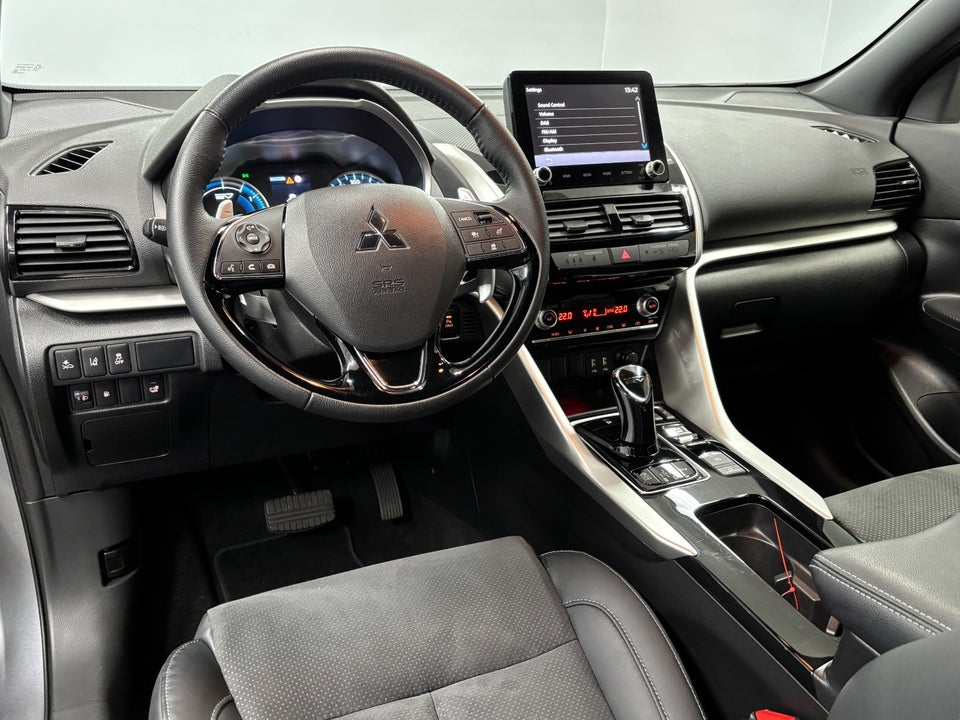 Mitsubishi Eclipse Cross 2,4 PHEV Sport Tech CVT 4WD 5d
