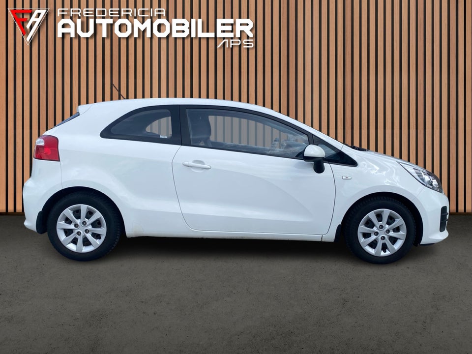 Kia Rio 1,2 CVVT Base 3d