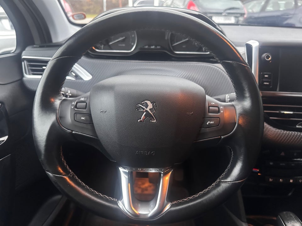 Peugeot 208 1,6 BlueHDi 100 Allure 5d