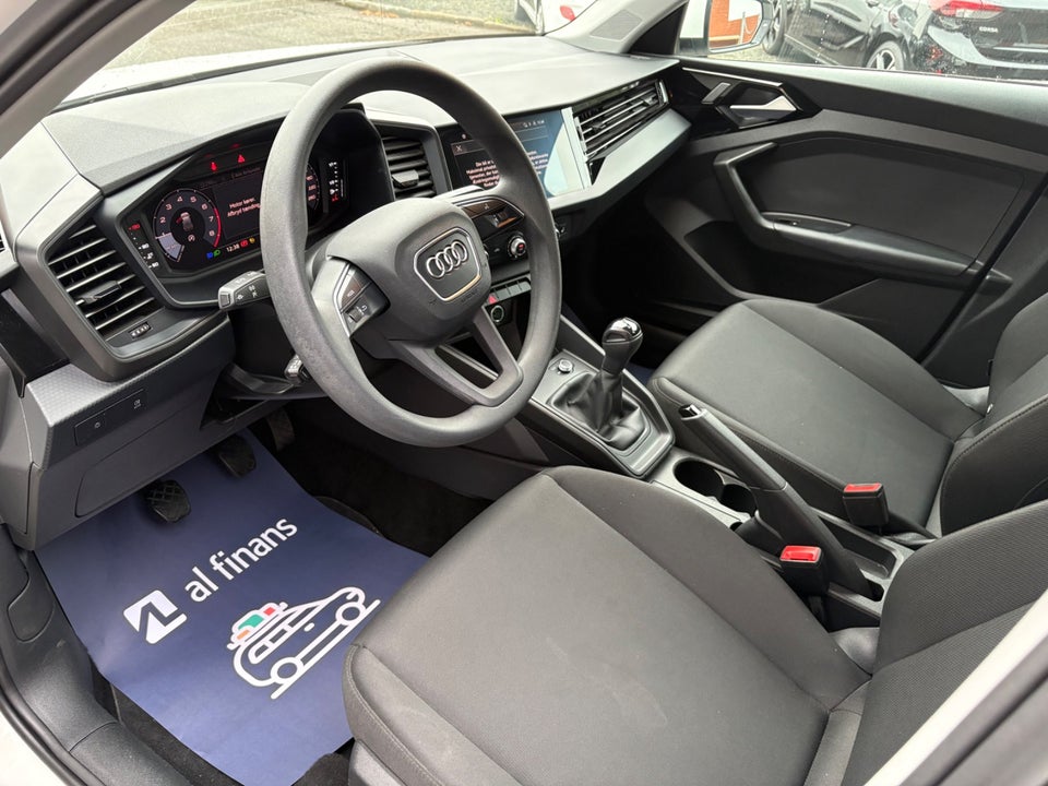Audi A1 30 TFSi Advanced Sportback 5d