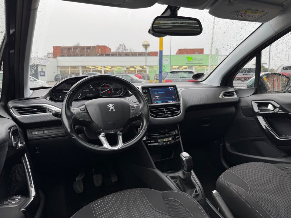 Peugeot 208 1,6 BlueHDi 100 Allure Sky 5d