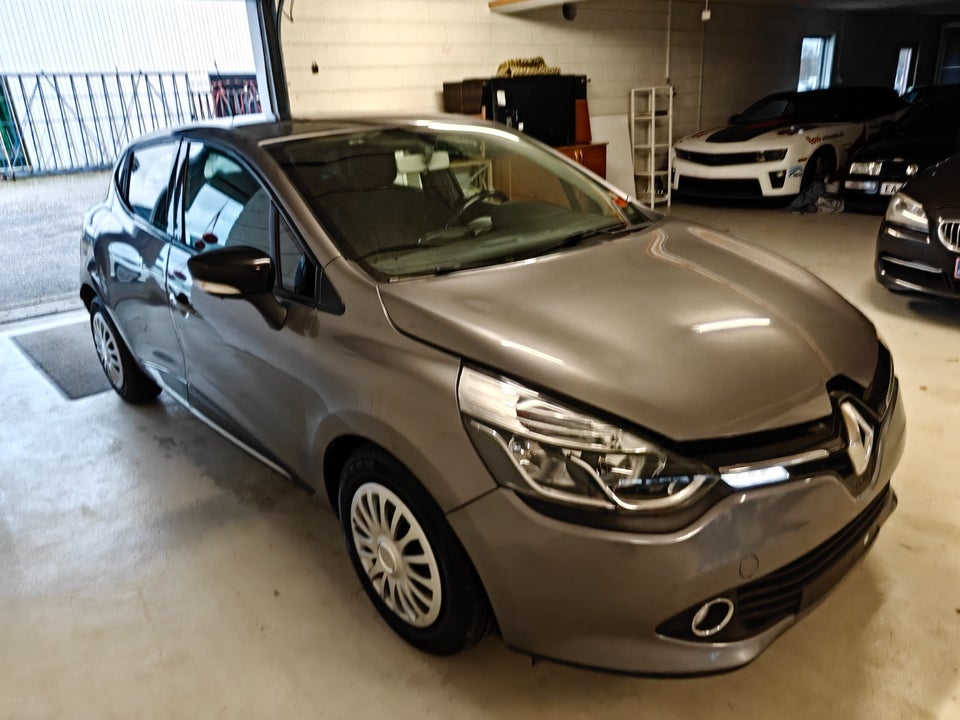 Renault Clio IV 1,5 dCi 75 Authentique 5d