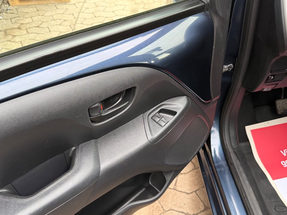 Citroën C1 1,2 PureTech Feel 5d