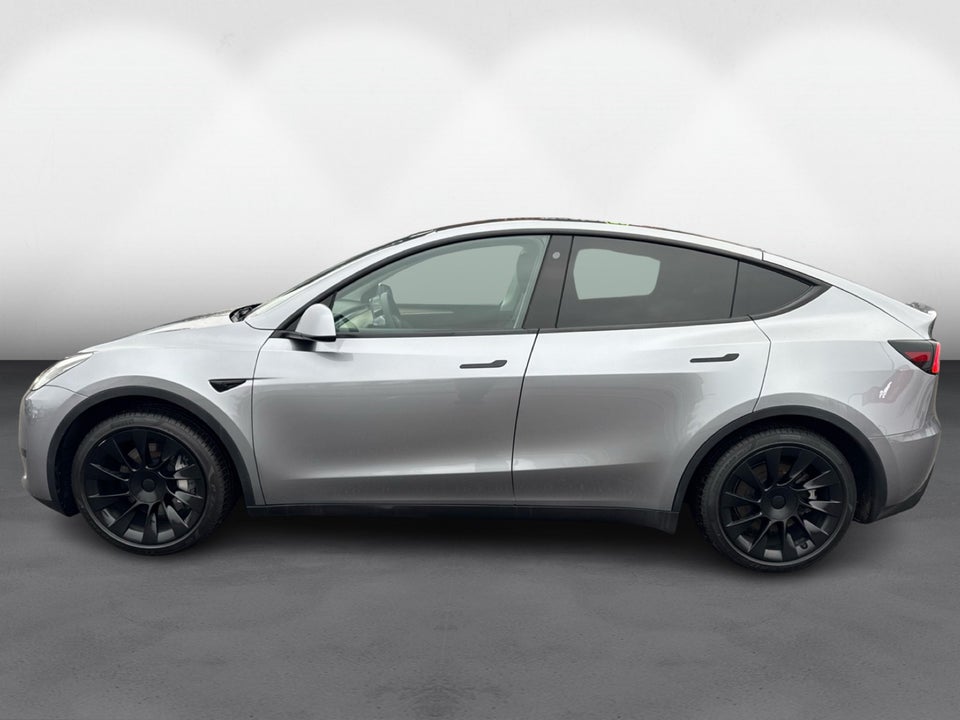 Tesla Model Y RWD 5d