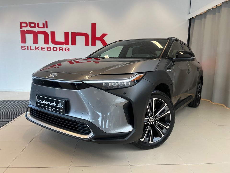 Toyota bZ4X Executive 5d
