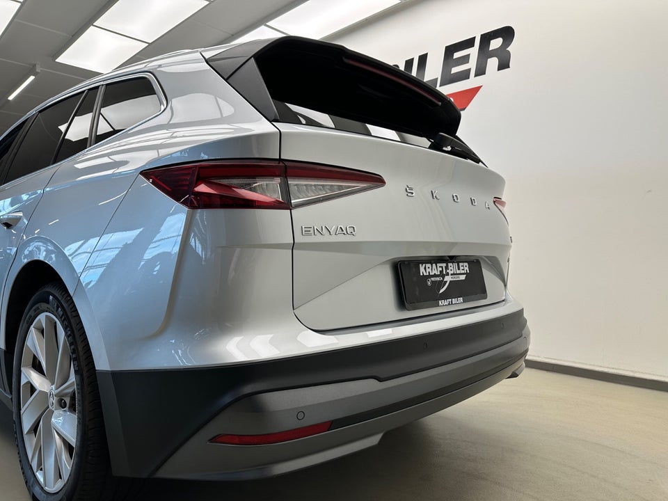Skoda Enyaq 60 iV Lodge 5d