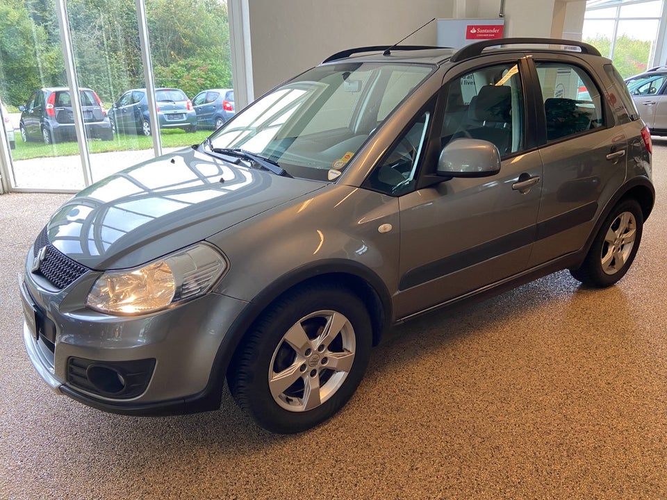 Suzuki SX4 1,6 CombiBack GLX aut. 5d