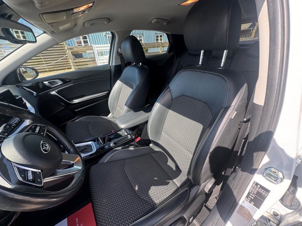 Kia XCeed 1,6 PHEV Upgrade DCT 5d