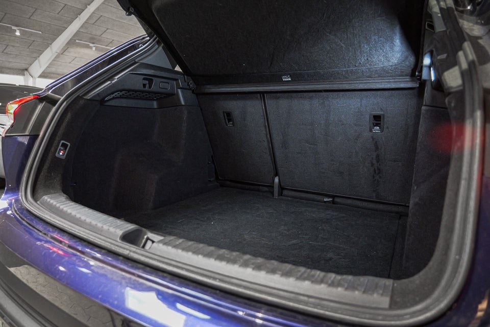 Audi Q4 e-tron 40 Advanced 5d