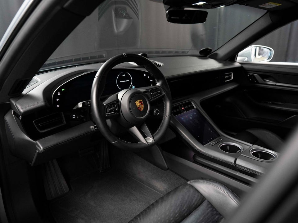 Porsche Taycan 4S Performance+ 4d
