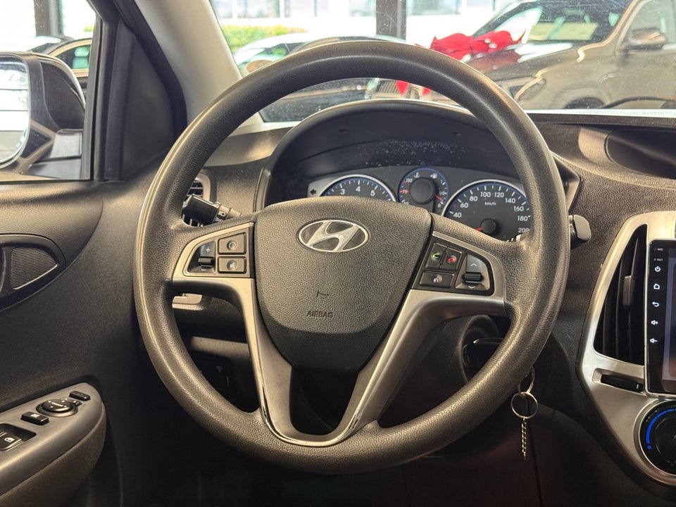 Hyundai i20 1,25 Comfort 5d