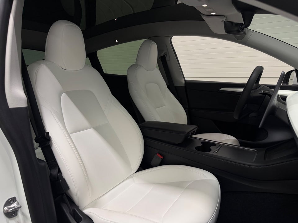 Tesla Model Y Long Range AWD 5d