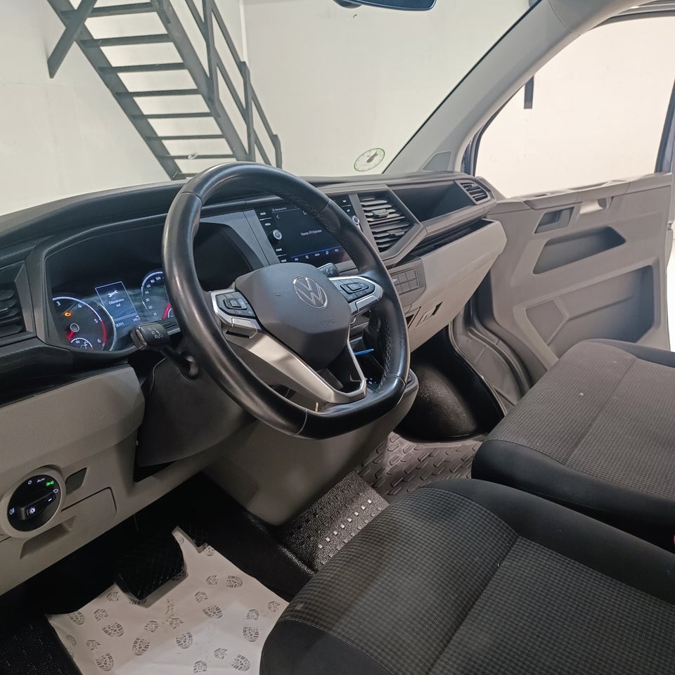 VW Transporter 2,0 TDi 204 Kassevogn DSG lang