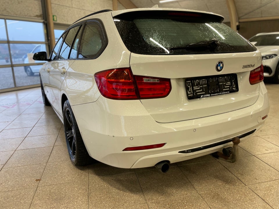 BMW 320d 2,0 Touring Sport Line aut. 5d