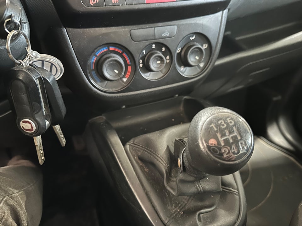 Fiat Doblò Cargo 1,3 MJT Basic L2 4d