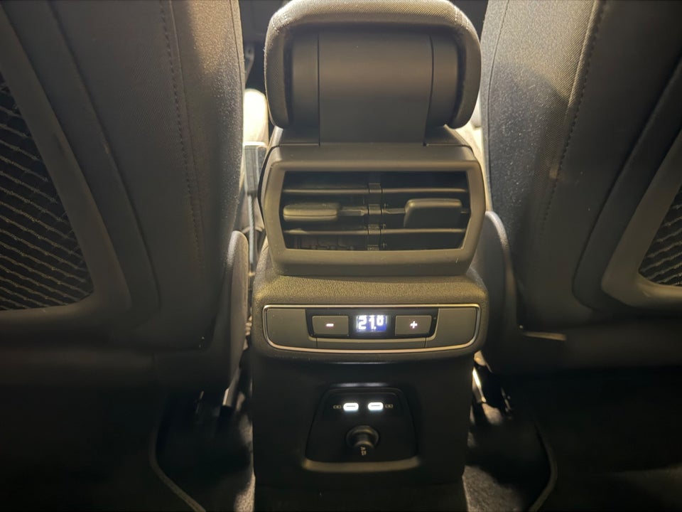 Audi Q4 e-tron 40 Attitude 5d