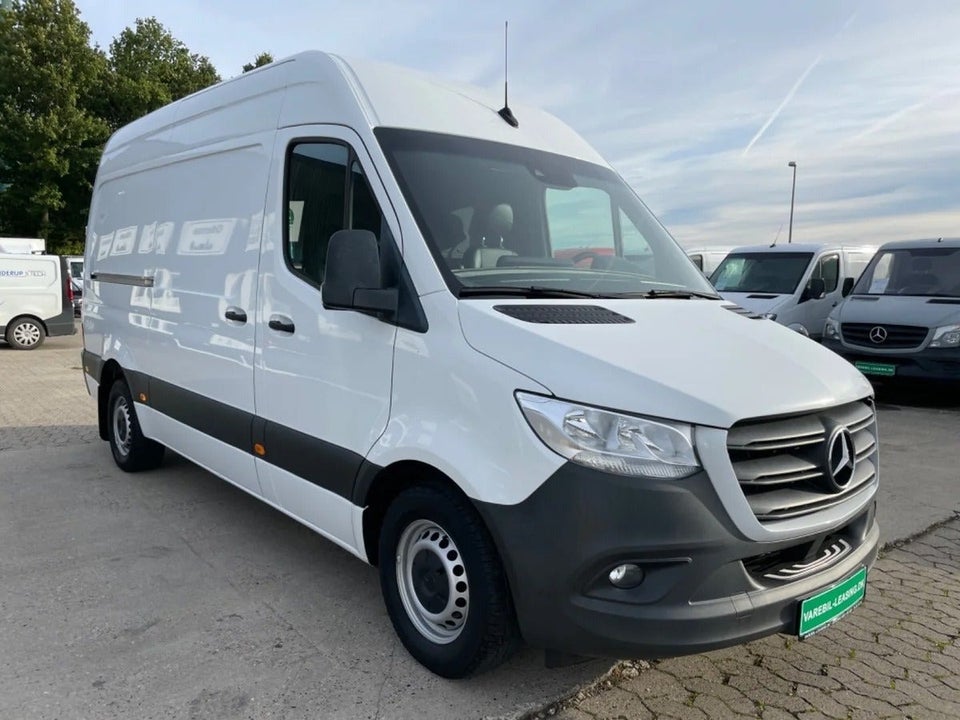 Mercedes Sprinter 319 3,0 CDi A2 Kassevogn aut. RWD