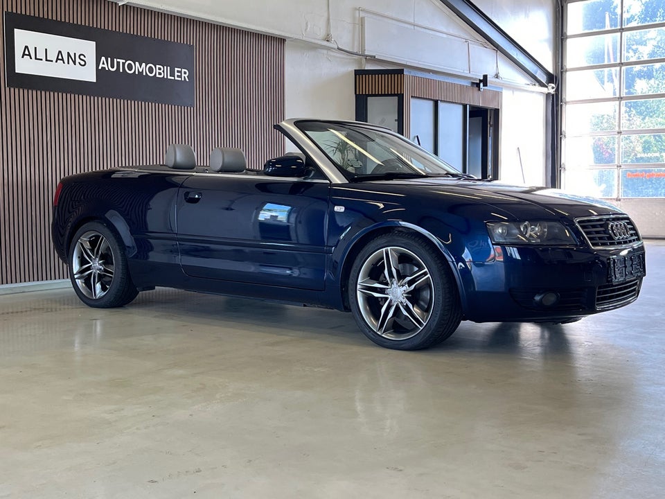 Audi A4 2,4 V6 Cabriolet Multitr. 2d