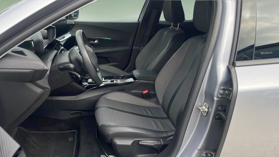 Peugeot e-2008 50 Allure 5d