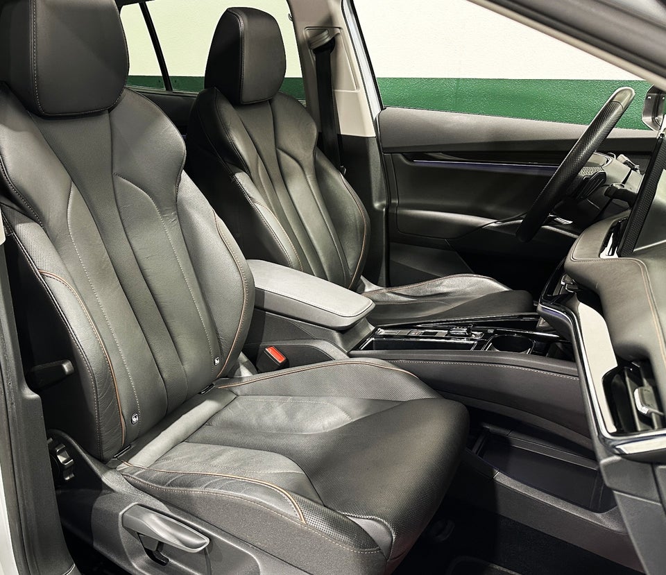 Skoda Enyaq 80 iV Suite 5d