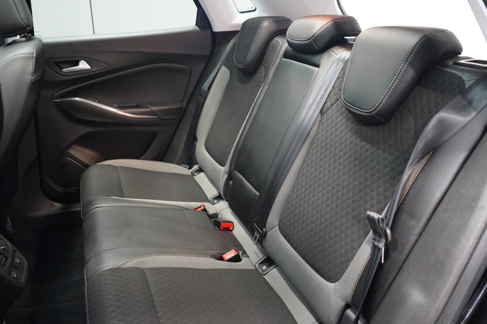 Opel Grandland X 1,2 T 130 Innovation aut. 5d