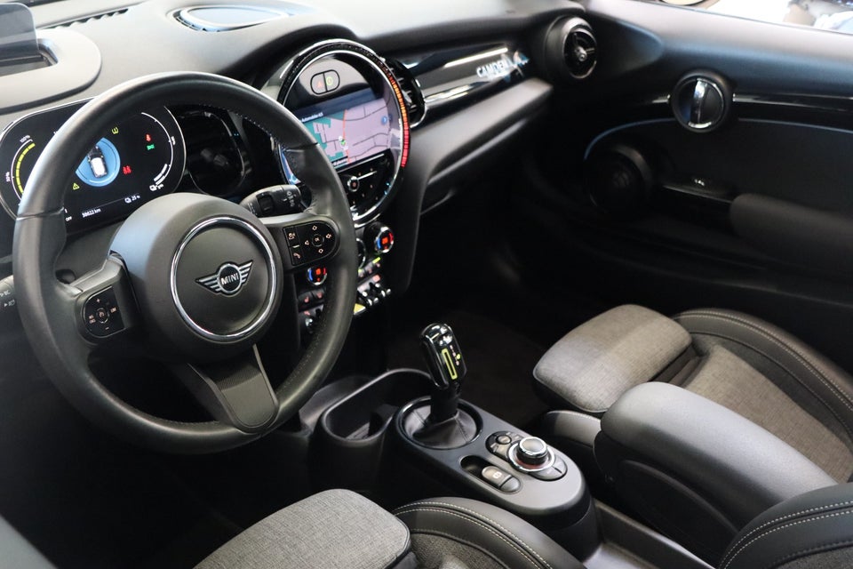 MINI Cooper SE Camden Edition 3d