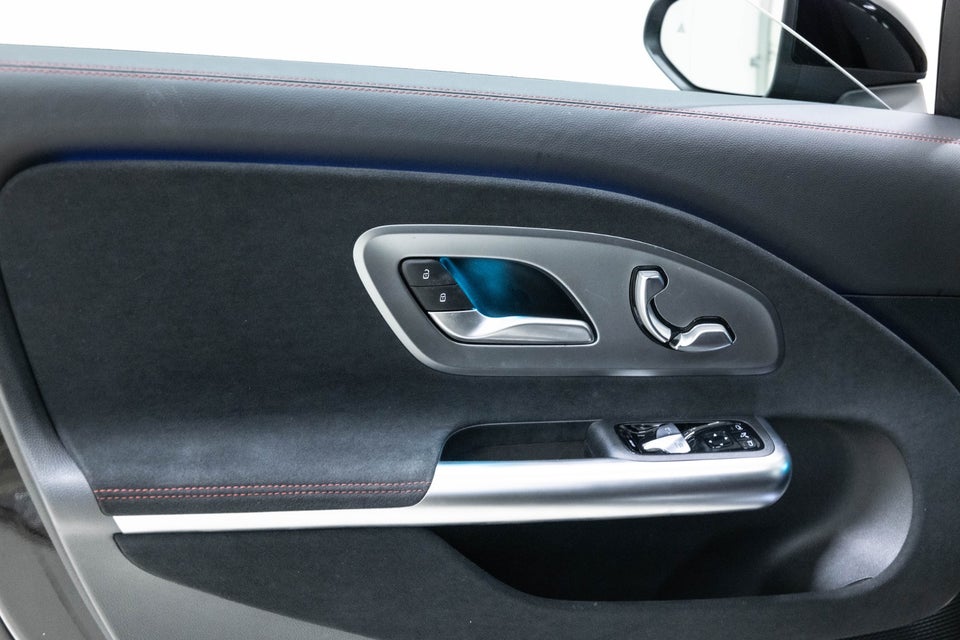 Mercedes CLA250+ electric AMG Premium 4d