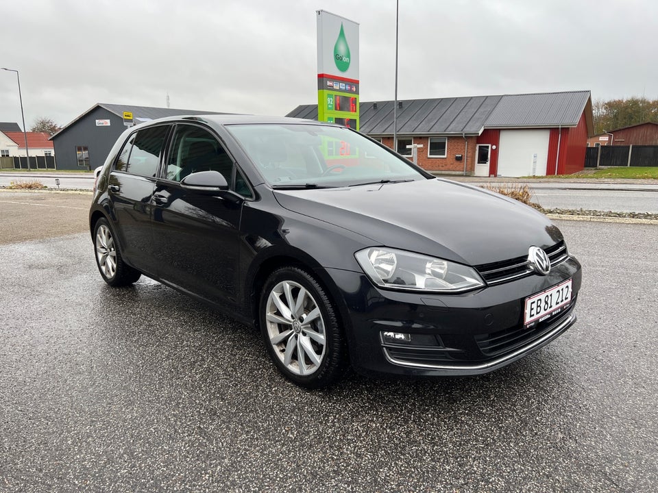 VW Golf VII 1,6 TDi 110 Highline DSG 5d