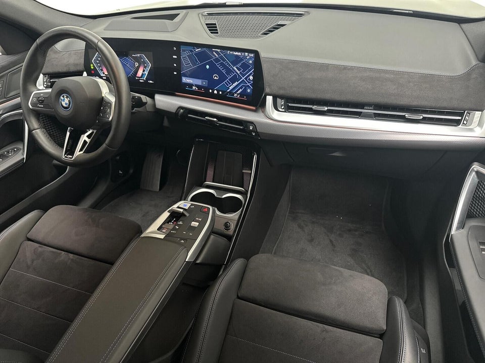 BMW iX2 xDrive30 M-Sport 5d