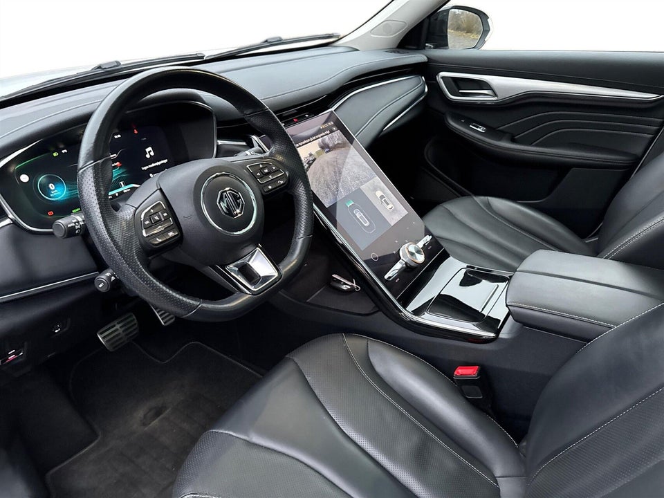 MG Marvel R Luxury 5d