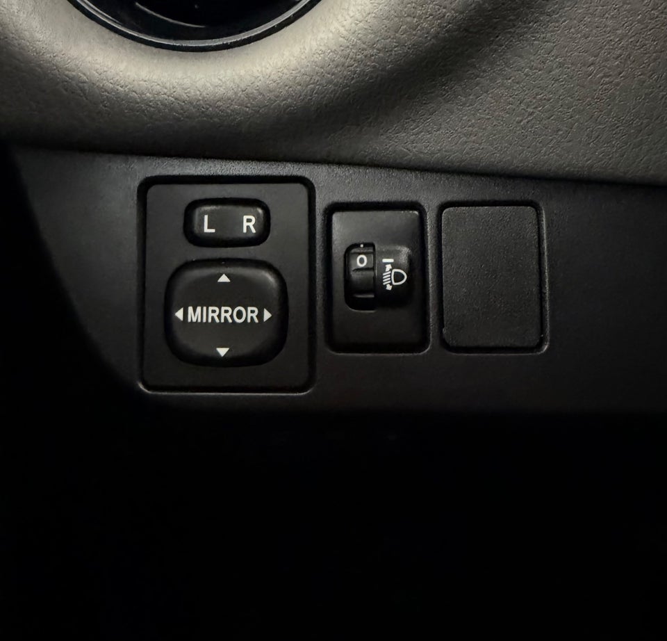 Toyota Yaris 1,5 Hybrid H2 Premium e-CVT 5d