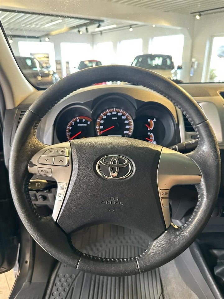 Toyota HiLux 2,5 D-4D 144 Ex.Kab 4x4 T3 2d