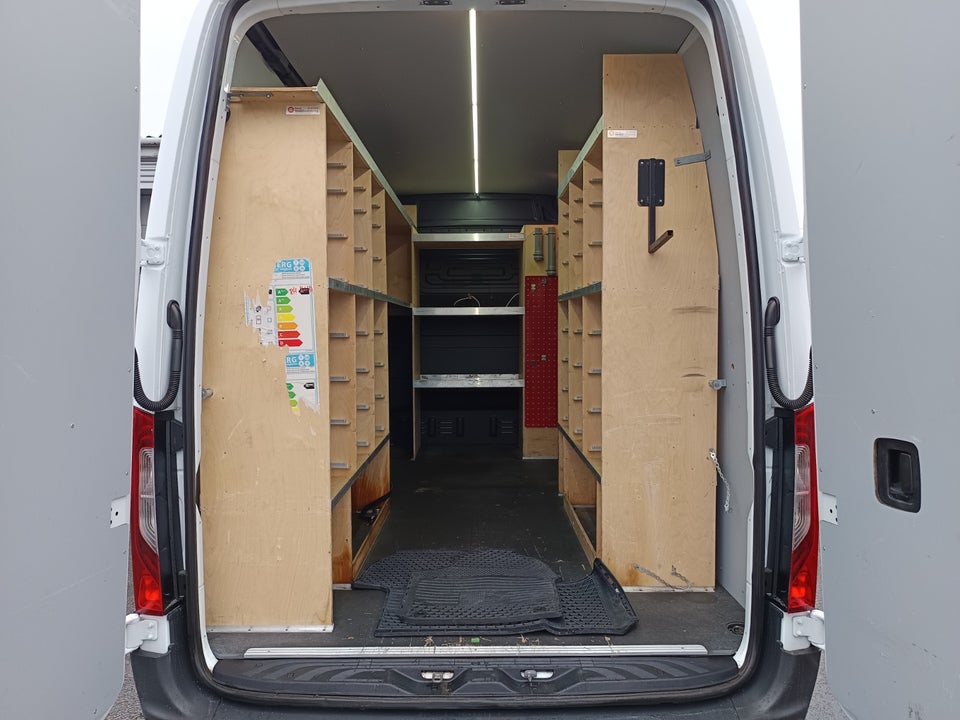 Mercedes Sprinter 317 2,0 CDi A2 Kassevogn aut. RWD