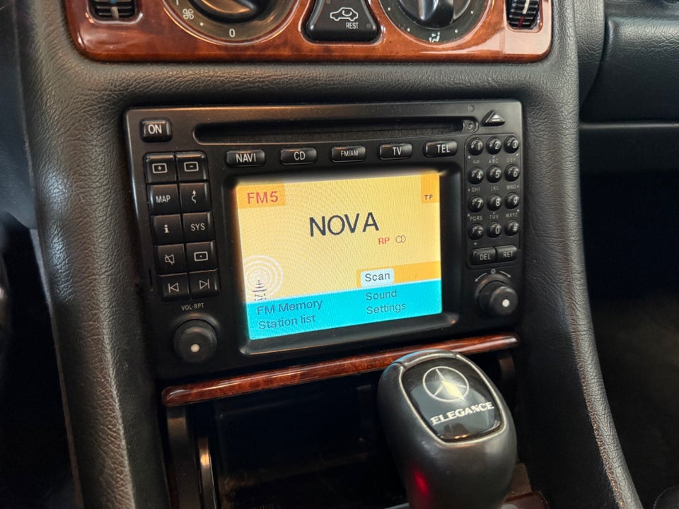 Mercedes CLK320 3,2 Avantgarde Cabriolet aut. 2d
