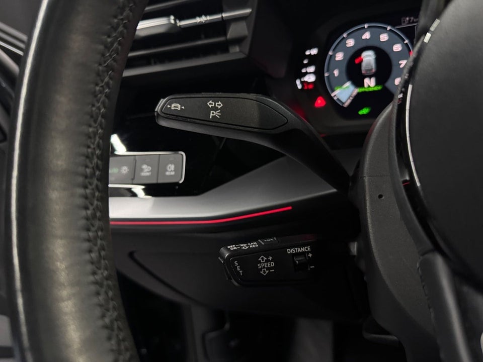 Audi A3 40 TFSi e Prestige Sportback S-tr. 5d
