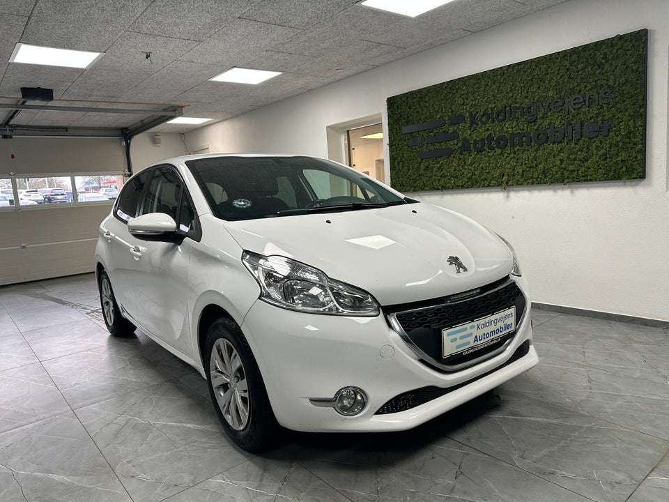 Peugeot 208 1,2 VTi Active 5d