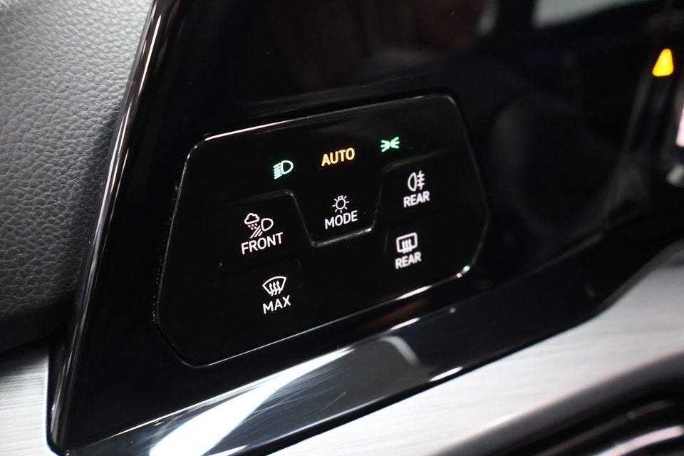 VW Golf VIII 1,5 eTSi 150 Style Variant DSG 5d