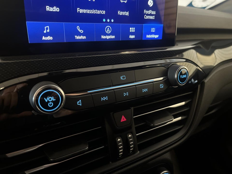 Ford Kuga 2,5 PHEV ST-Line X CVT 5d