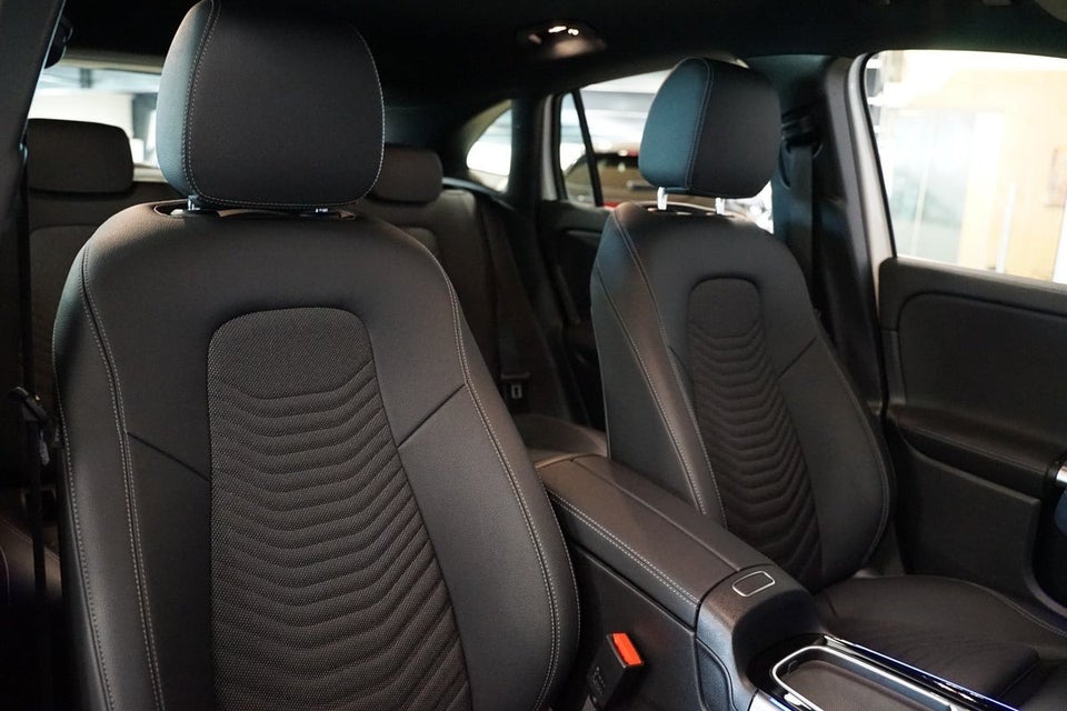 Mercedes EQA250+ Progressive Advance 5d