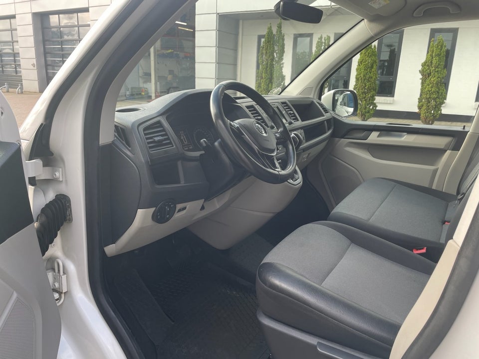 VW Transporter 2,0 TDi 204 Kassevogn DSG lang
