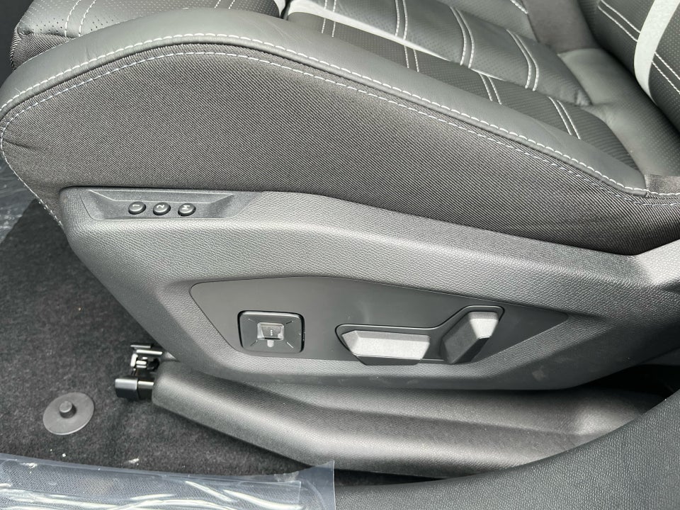 Opel Grandland-e 73 GS 5d