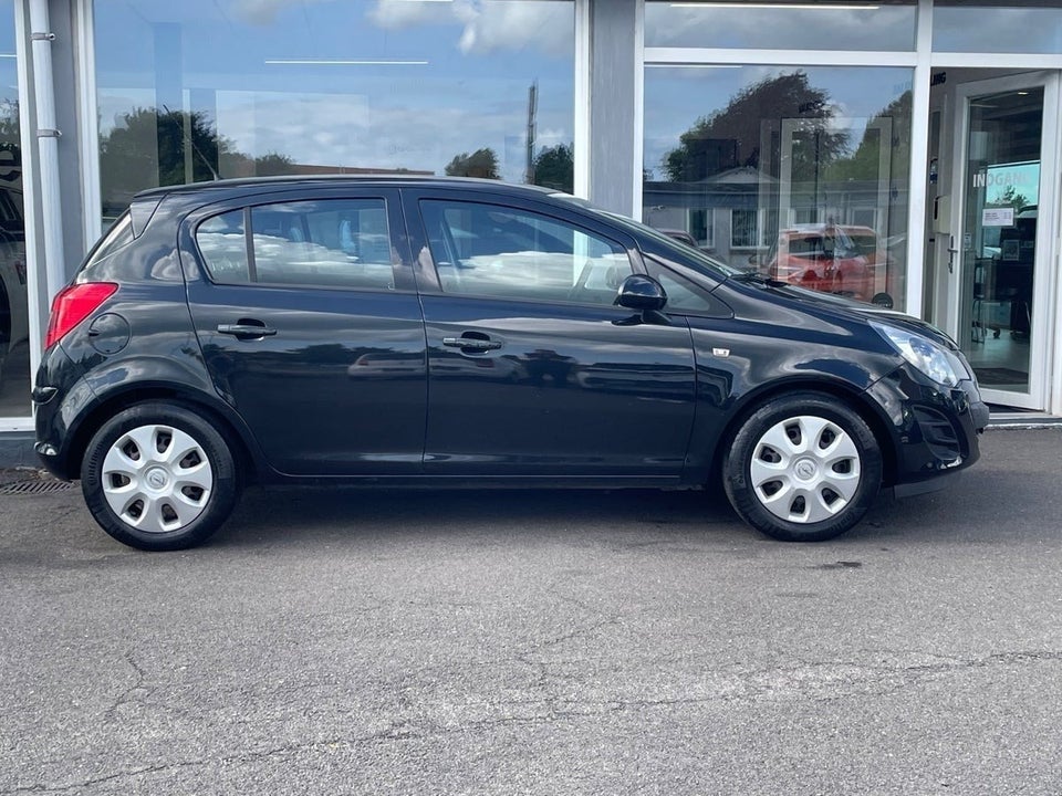 Opel Corsa 1,2 16V Enjoy 5d