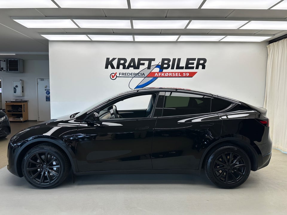 Tesla Model Y Long Range AWD 5d