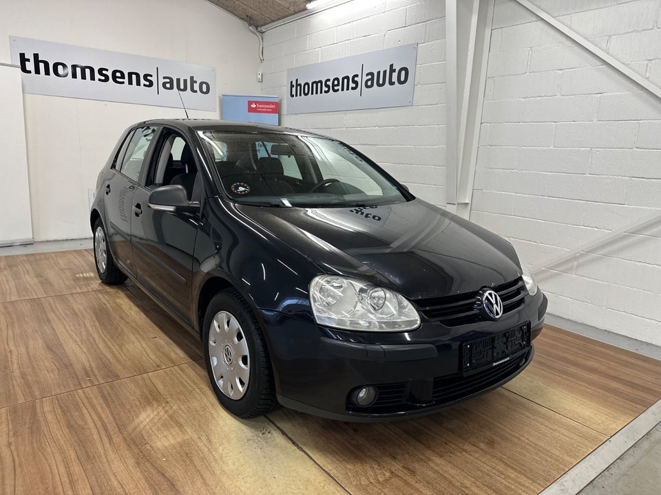 VW Golf V 1,6 Comfortline 5d