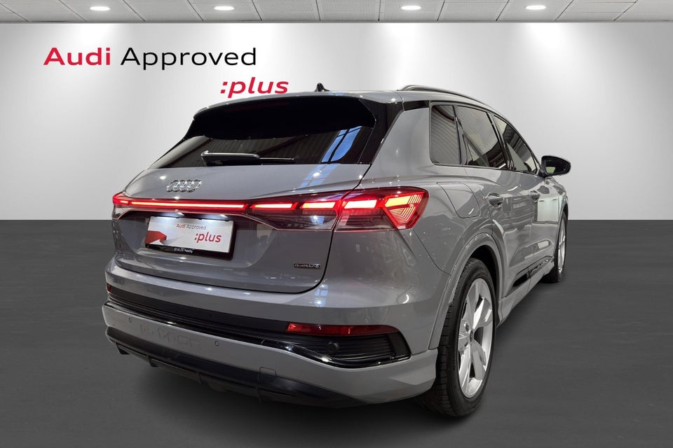 Audi Q4 e-tron 50 S-line quattro 5d