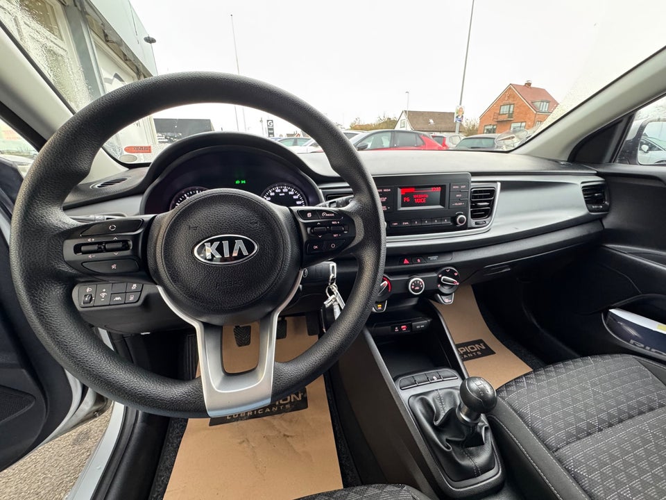 Kia Rio 1,25 MPi Base Line 5d
