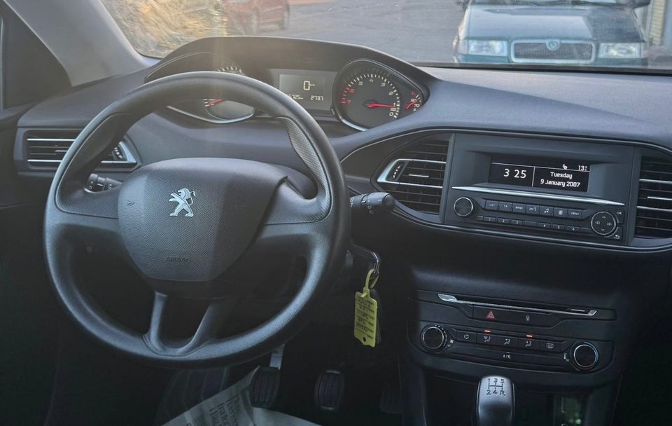 Peugeot 308 1,2 VTi 82 Active 5d