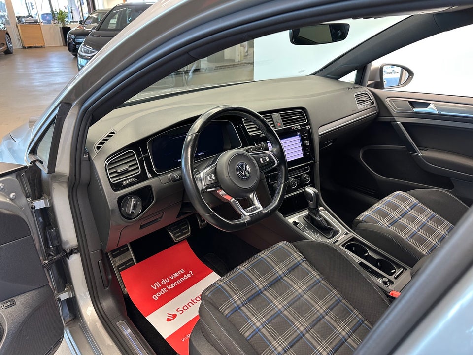 VW Golf VII 1,4 GTE DSG 5d