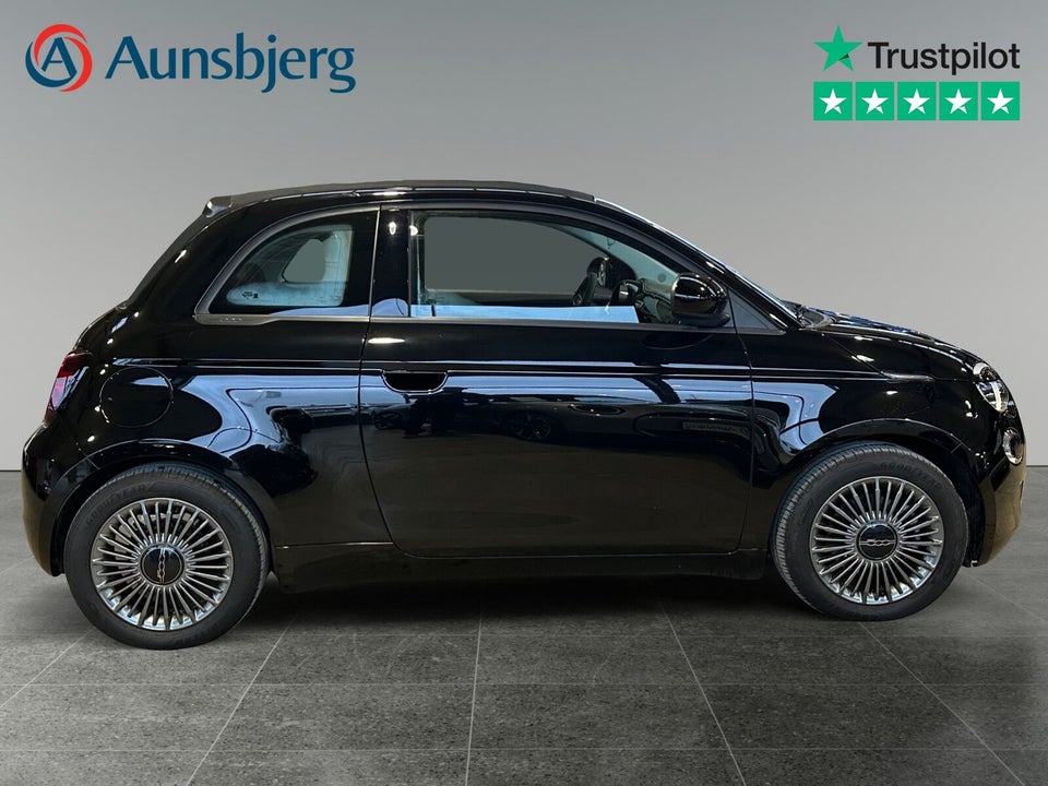 Fiat 500e 42 Icon Cabrio 2d